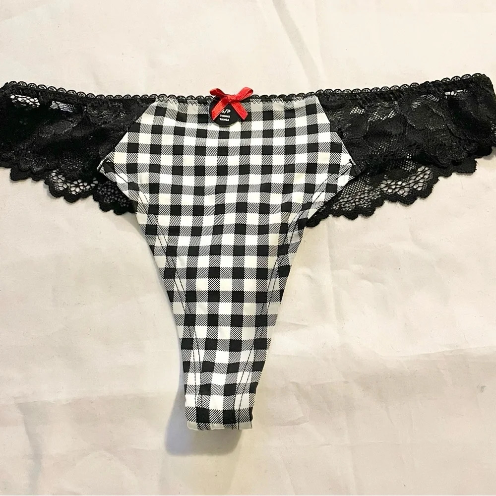 Sz S la vie en rose thong NWT 85%Nylon checkerd